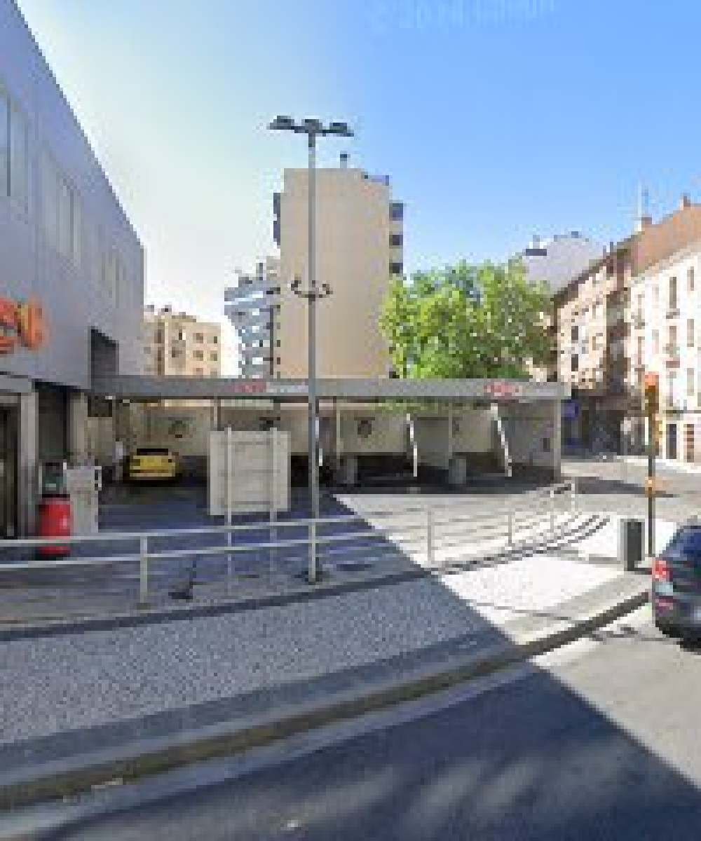 Lavadero de Coches Comercial DAGO